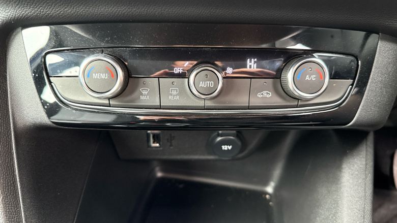 Vauxhall Corsa 100kW Design 50kWh 5dr Auto Electric Hatchback